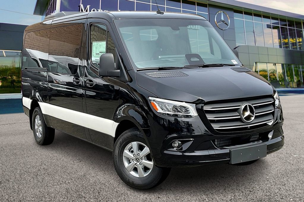 New 2025 Mercedes-Benz Sprinter 144 Cargo image 1