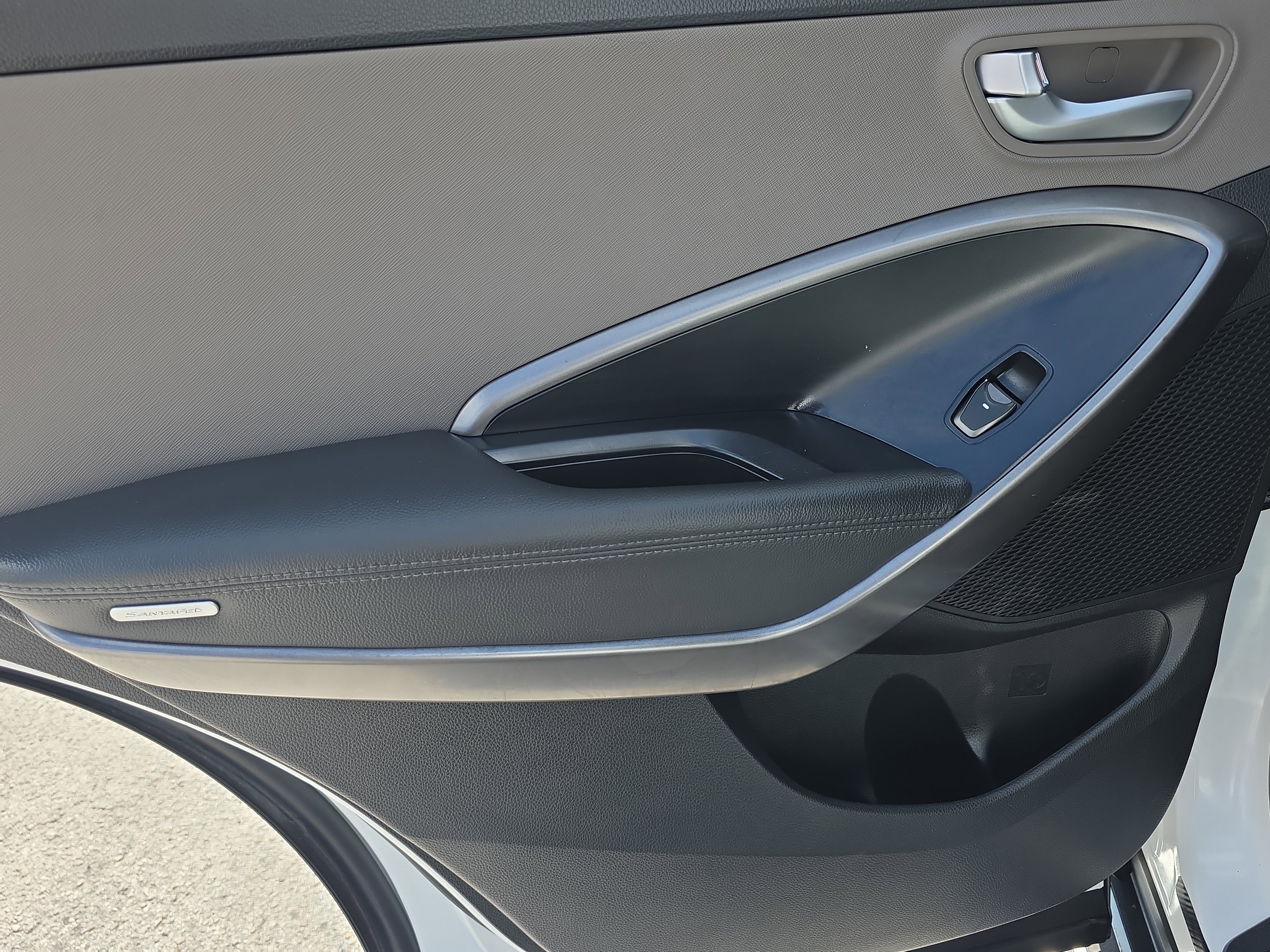 Used 2018 Hyundai Santa Fe Sport FWD image 14