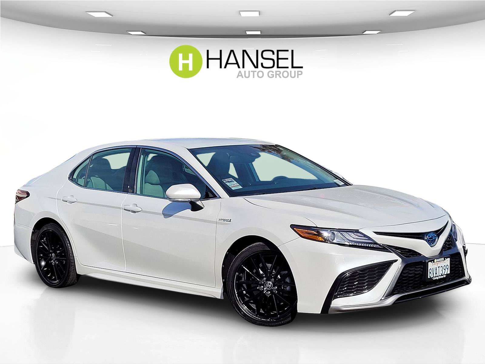 Used 2021 Toyota Camry XSE FWD image 1