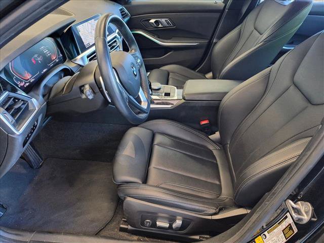 Used 2022 BMW 330i xDrive Sedan w/ Driving Assistance Package AWD/4WD image 17