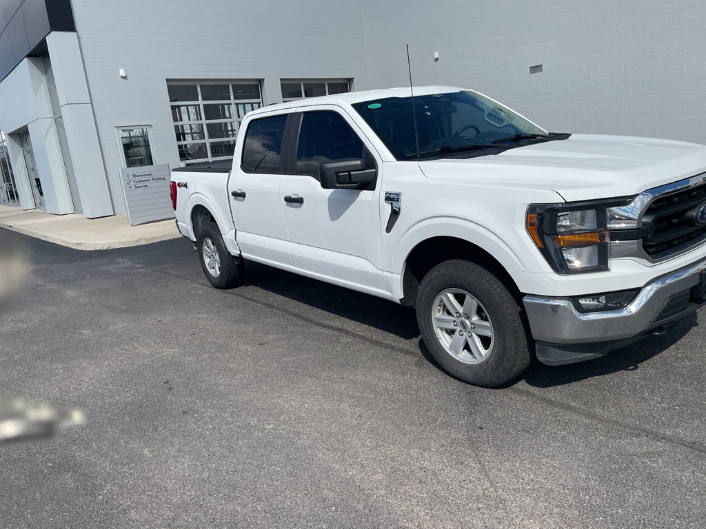 Used 2023 Ford F150 XLT AWD/4WD image 2