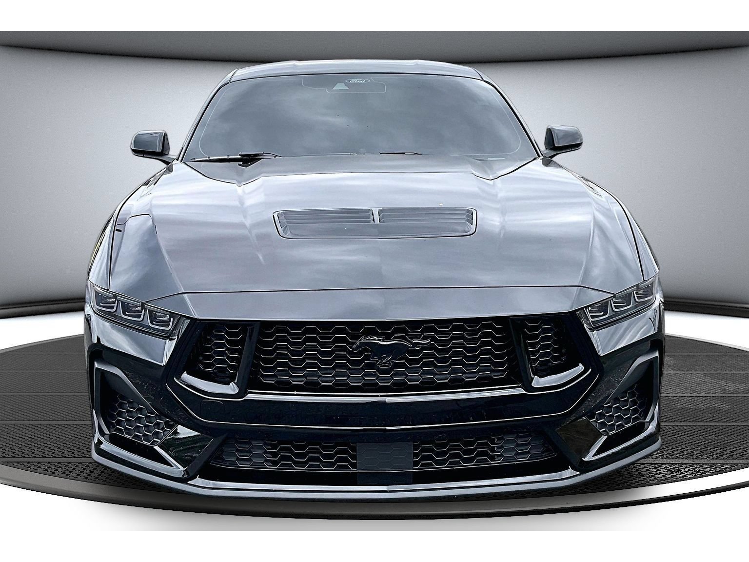 Used 2024 Ford Mustang GT RWD image 4