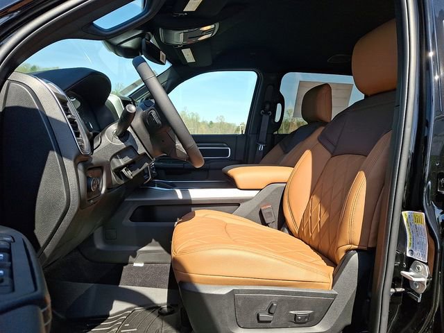 New 2026 RAM 2500 Big Horn AWD/4WD image 6