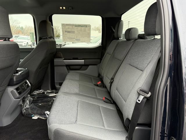 New 2025 Ford F150 Lightning XLT AWD/4WD image 13