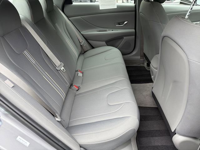 Certified 2025 Hyundai Elantra Hybrid w/ Cargo Package FWD image 15