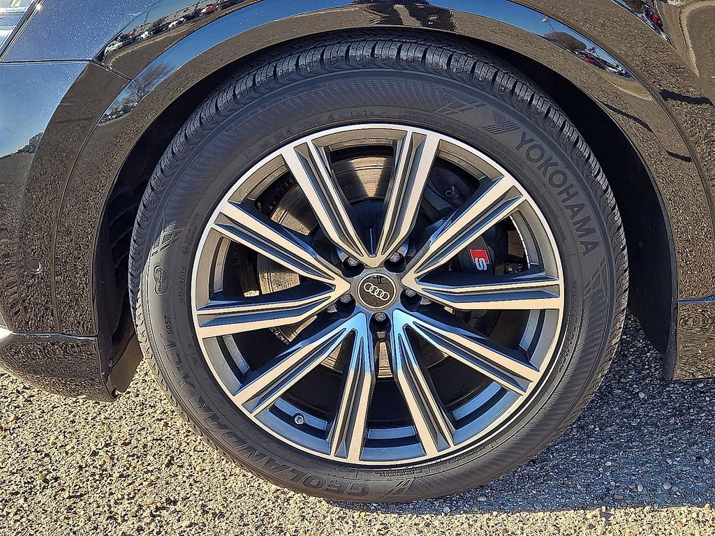 Used 2023 Audi SQ8 Prestige w/ Prestige Package image 11