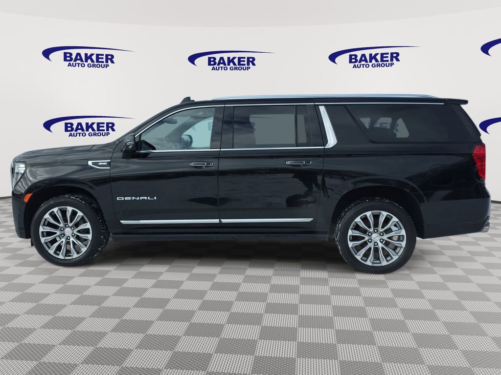 Used 2022 GMC Yukon XL Denali image 8
