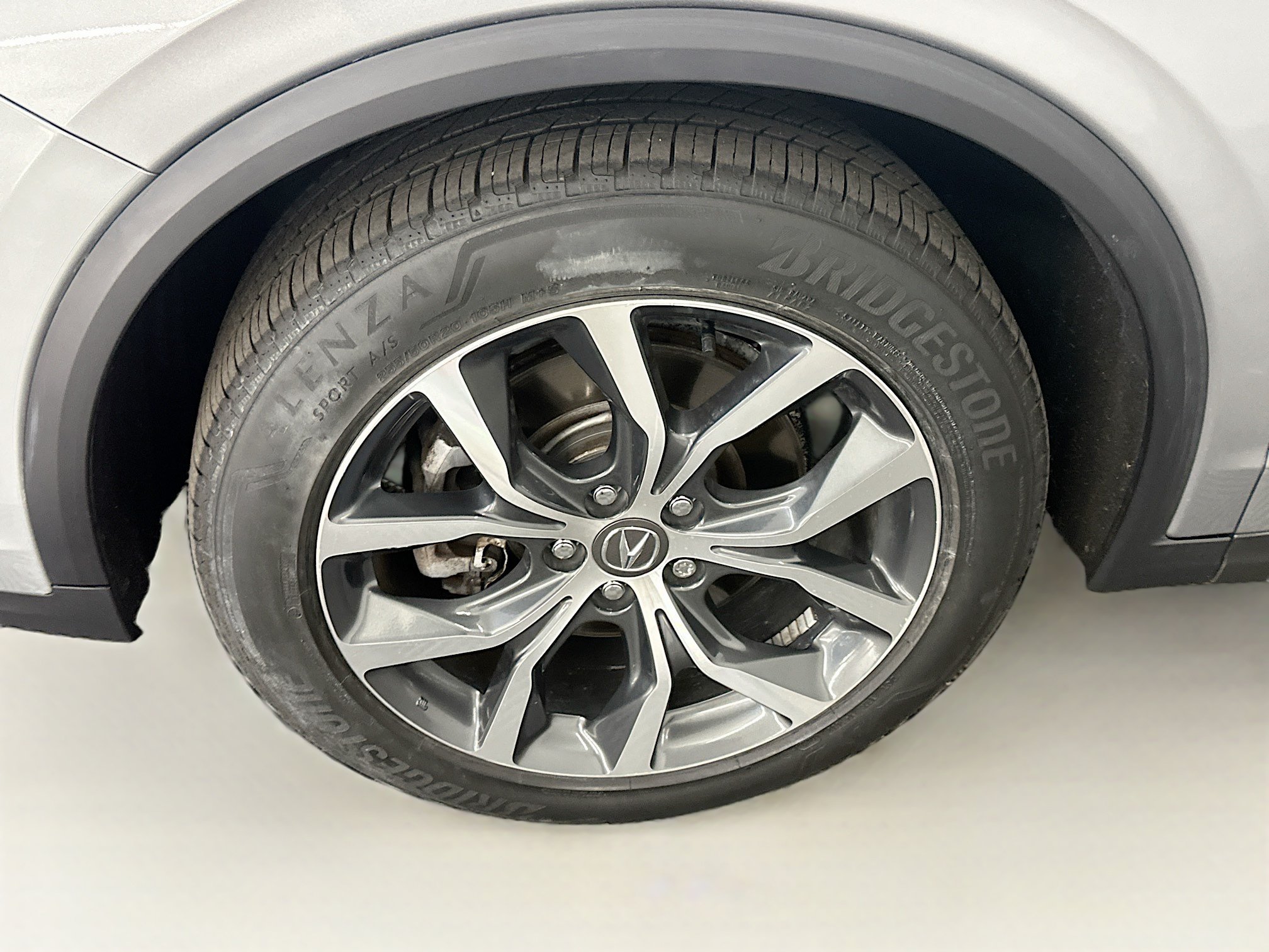 Used 2023 Acura MDX SH-AWD w/ Technology Package image 11