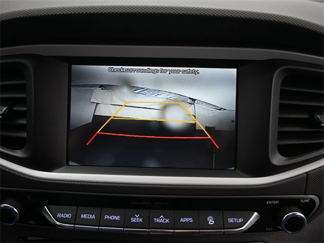 Used 2019 Hyundai Ioniq Plug-In Hybrid image 16