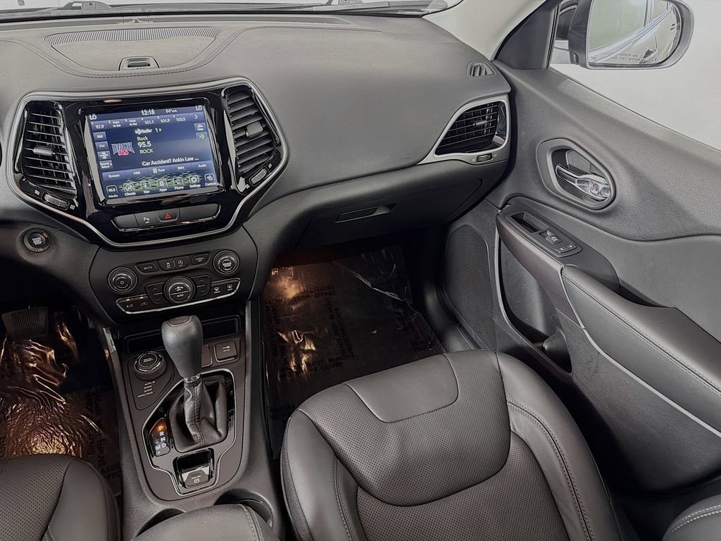 Used 2020 Jeep Cherokee Limited AWD/4WD image 24