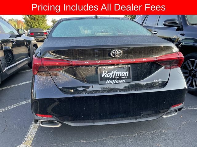 Used 2019 Toyota Avalon XLE w/ Moonroof Package FWD image 5