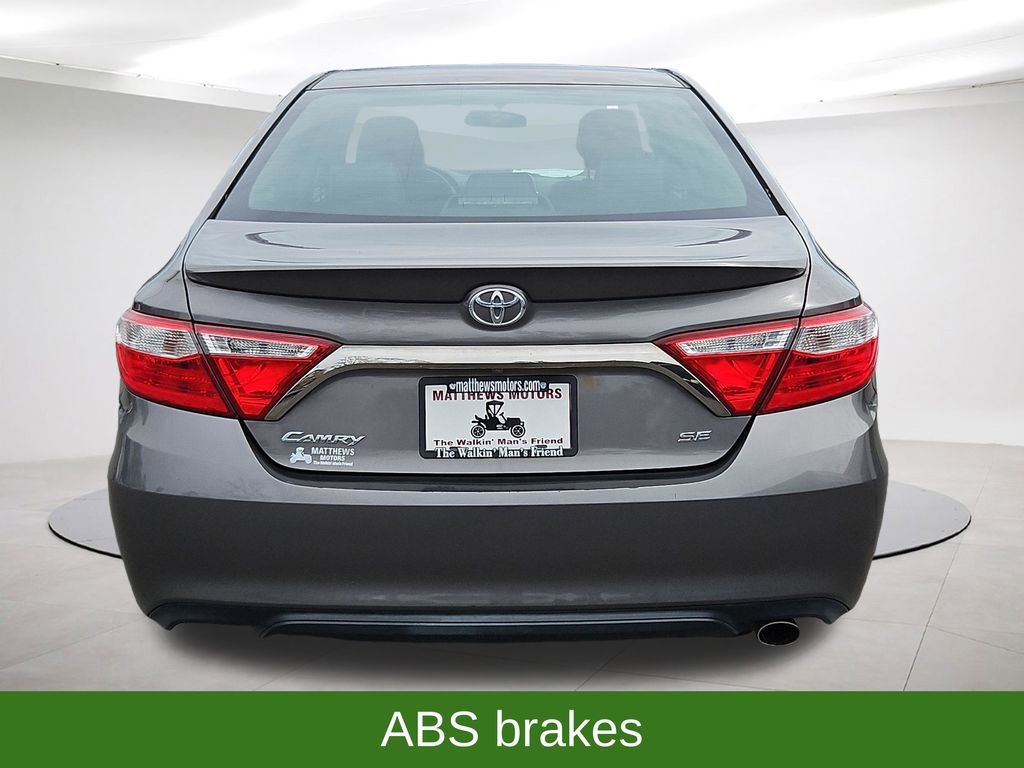 Used 2017 Toyota Camry SE image 6