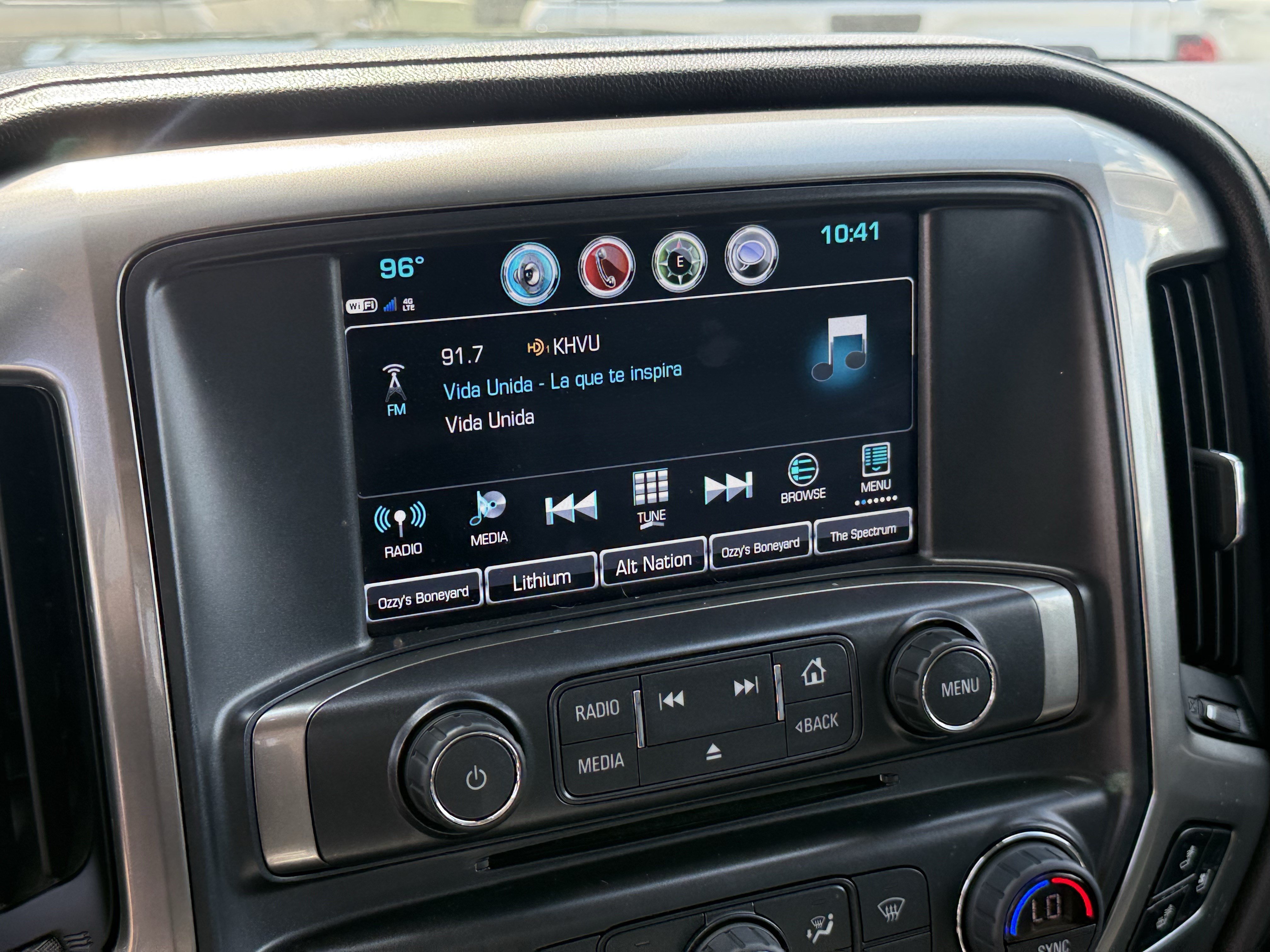 Used 2019 Chevrolet Silverado 3500 LTZ w/ LTZ Plus Package AWD/4WD image 20