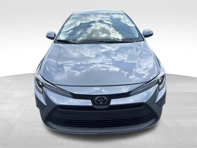 Used 2024 Toyota Corolla LE FWD image 8