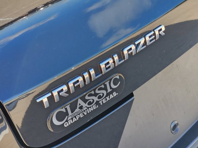 Used 2025 Chevrolet TrailBlazer ACTIV w/ Convenience Package FWD image 9