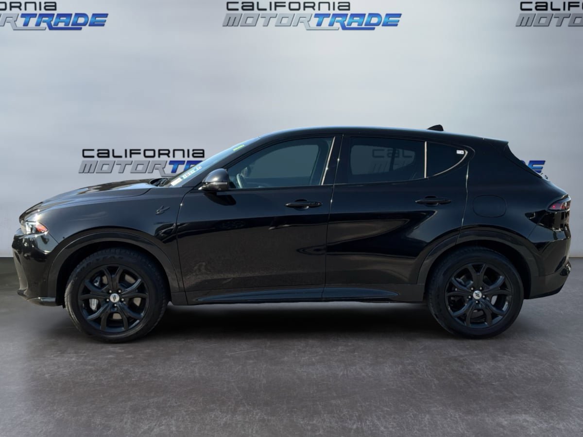 Used 2024 Dodge Hornet R/T w/ Tech Pack w/o Parking AWD/4WD image 8