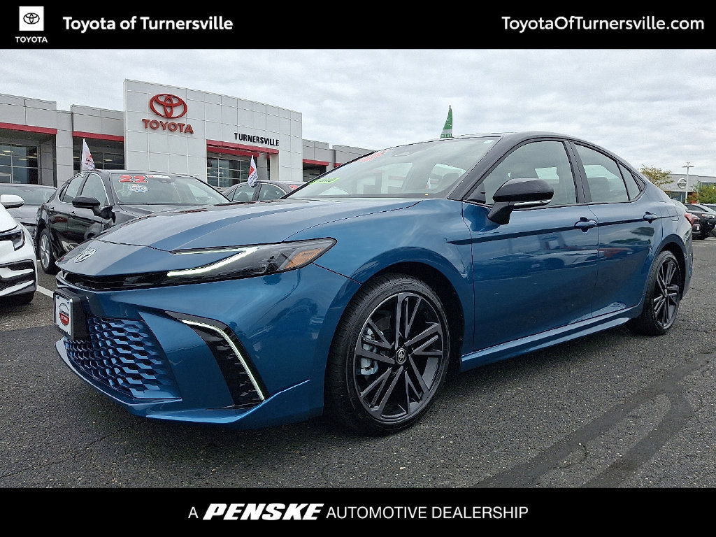 Used 2026 Toyota Camry XSE FWD image 1