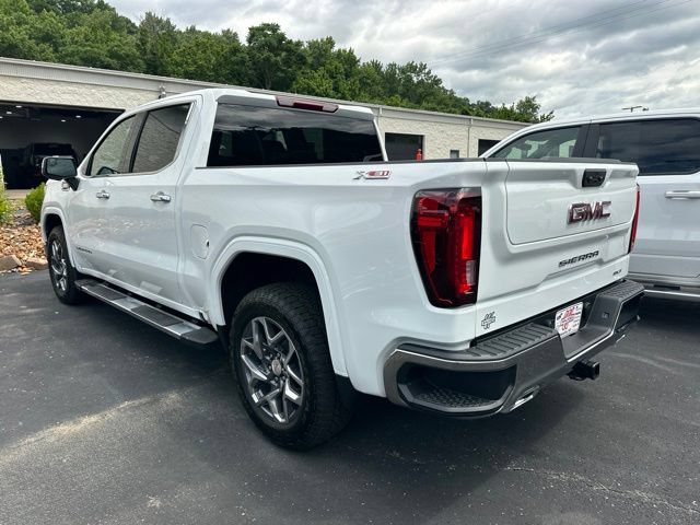 New 2026 GMC Sierra 1500 SLT w/ SLT Premium Package AWD/4WD image 4