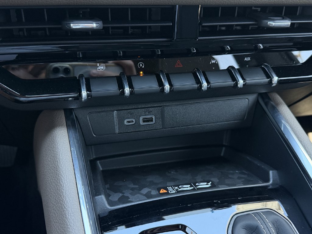 New 2026 GMC Canyon Denali AWD/4WD image 18