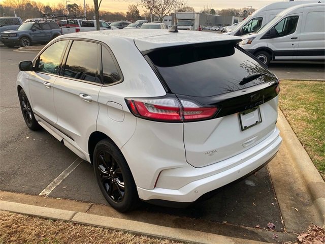 Used 2023 Ford Edge SE w/ Black Appearance Package image 30