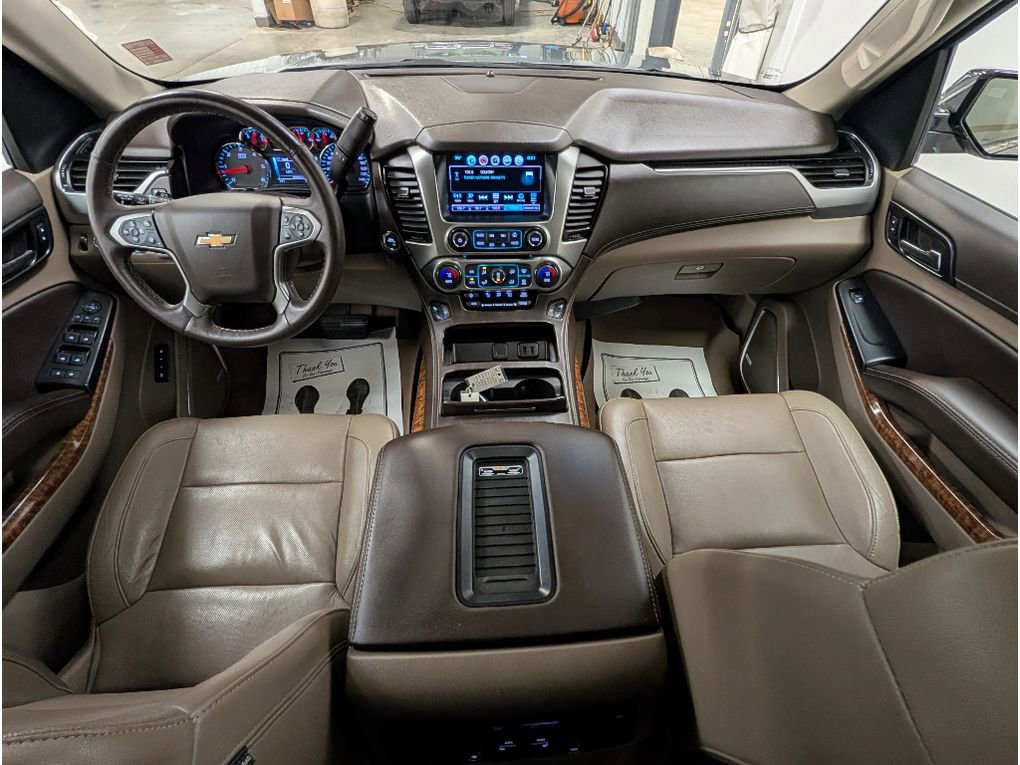 Used 2017 Chevrolet Suburban Premier image 10