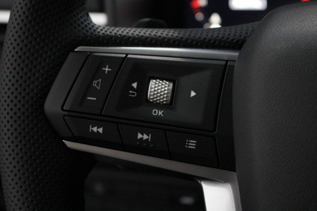 New 2026 Mitsubishi Outlander SE image 9