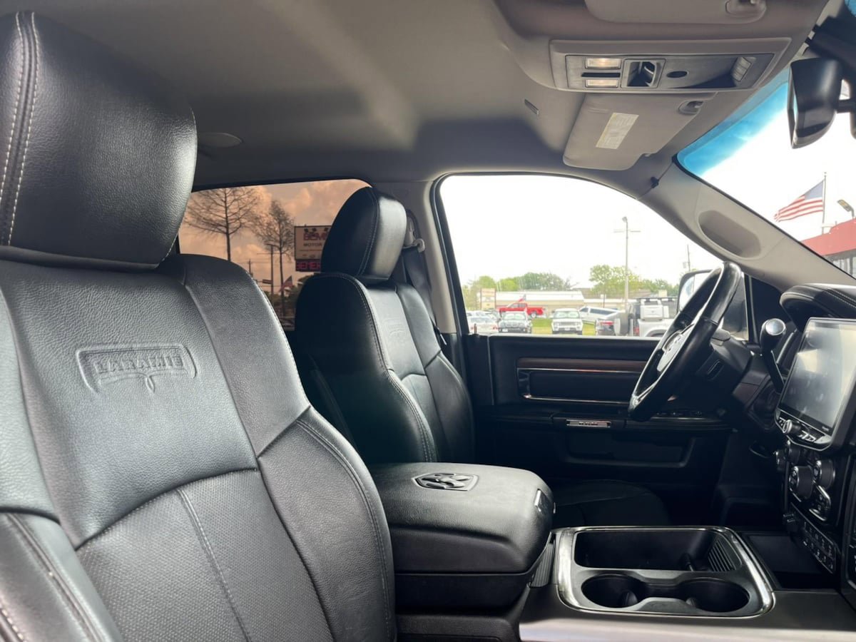 Used 2018 RAM 2500 Laramie w/ Sport Appearance Group AWD/4WD image 41