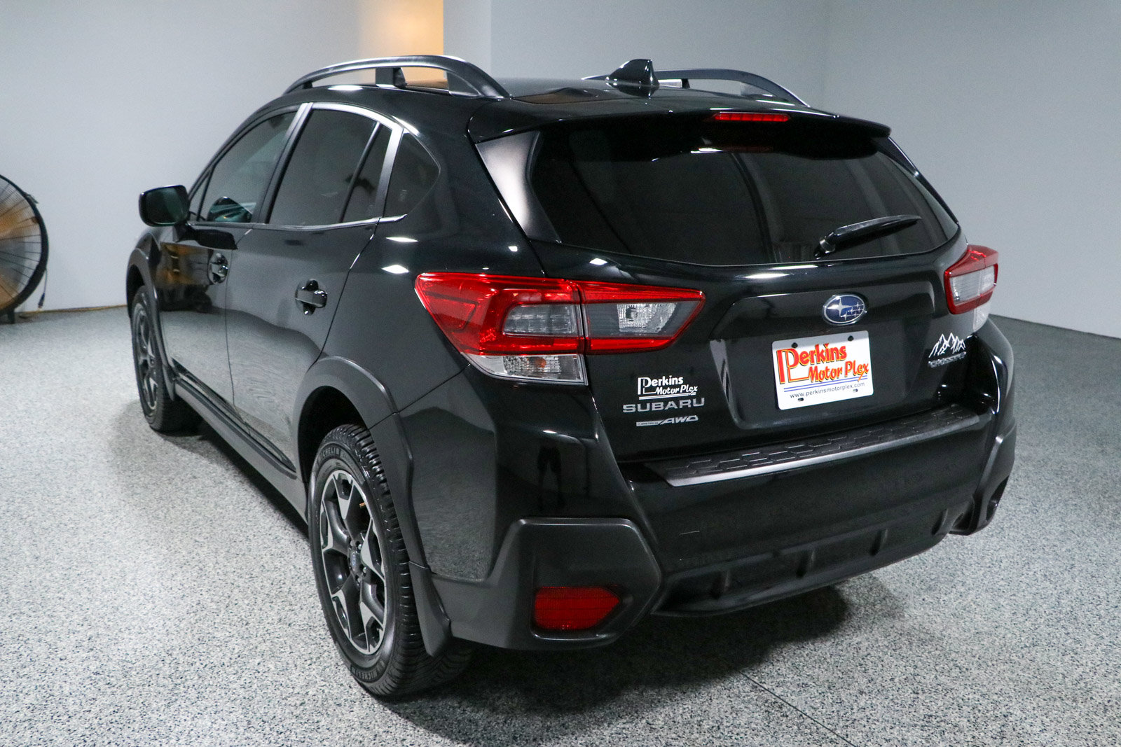 Used 2020 Subaru Crosstrek 2.0i Premium w/ Moonroof Package 1 AWD/4WD image 9