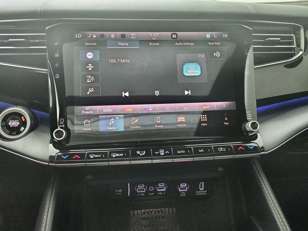 New 2026 Jeep Grand Wagoneer Summit w/ Rear Seat Video Group I image 24