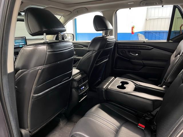 Used 2024 Honda Pilot Elite image 17