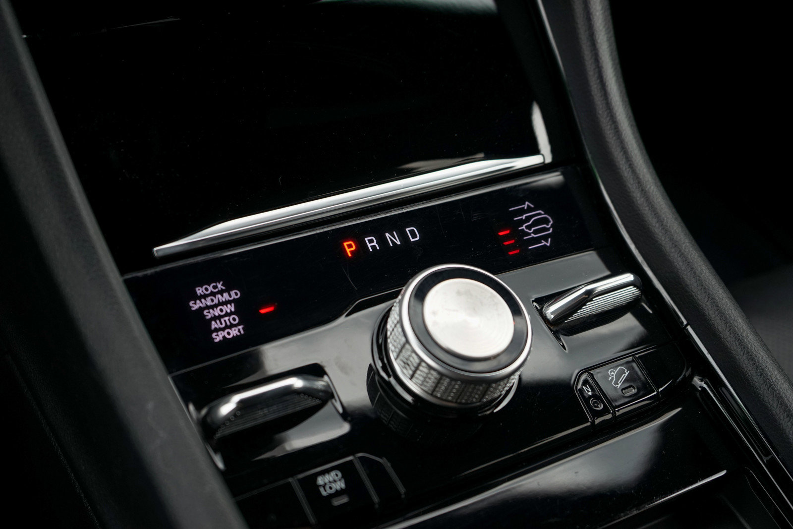 Used 2022 Jeep Grand Cherokee L Overland w/ Luxury Tech Group IV image 17