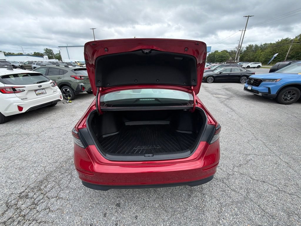 Used 2023 Honda Accord LX image 9