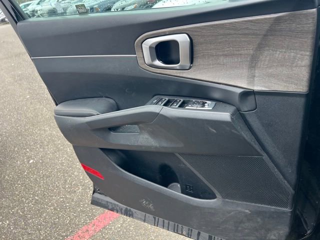 Certified 2023 Kia Sorento X-Line EX image 17