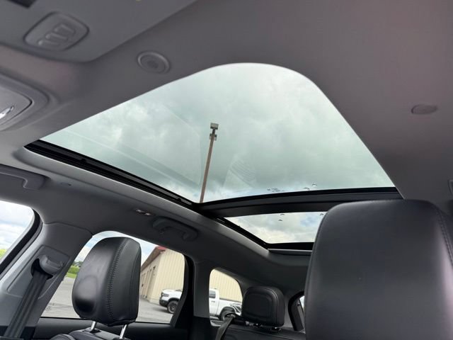 Used 2022 Lincoln Corsair AWD w/ Premium Package image 13