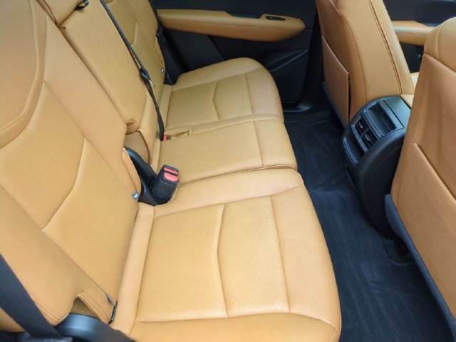 Certified 2024 Cadillac XT5 Premium Luxury w/ LPO, Floor Liner Package AWD/4WD image 26