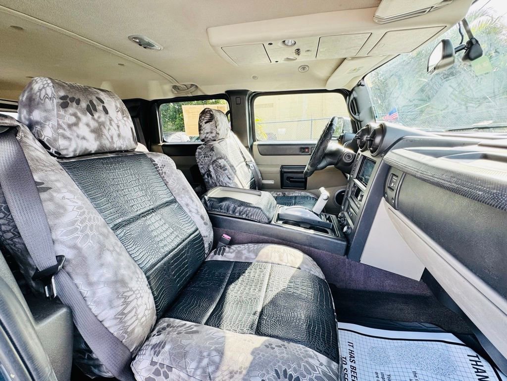 Used 2005 HUMMER H2 4D Sport Utility image 15
