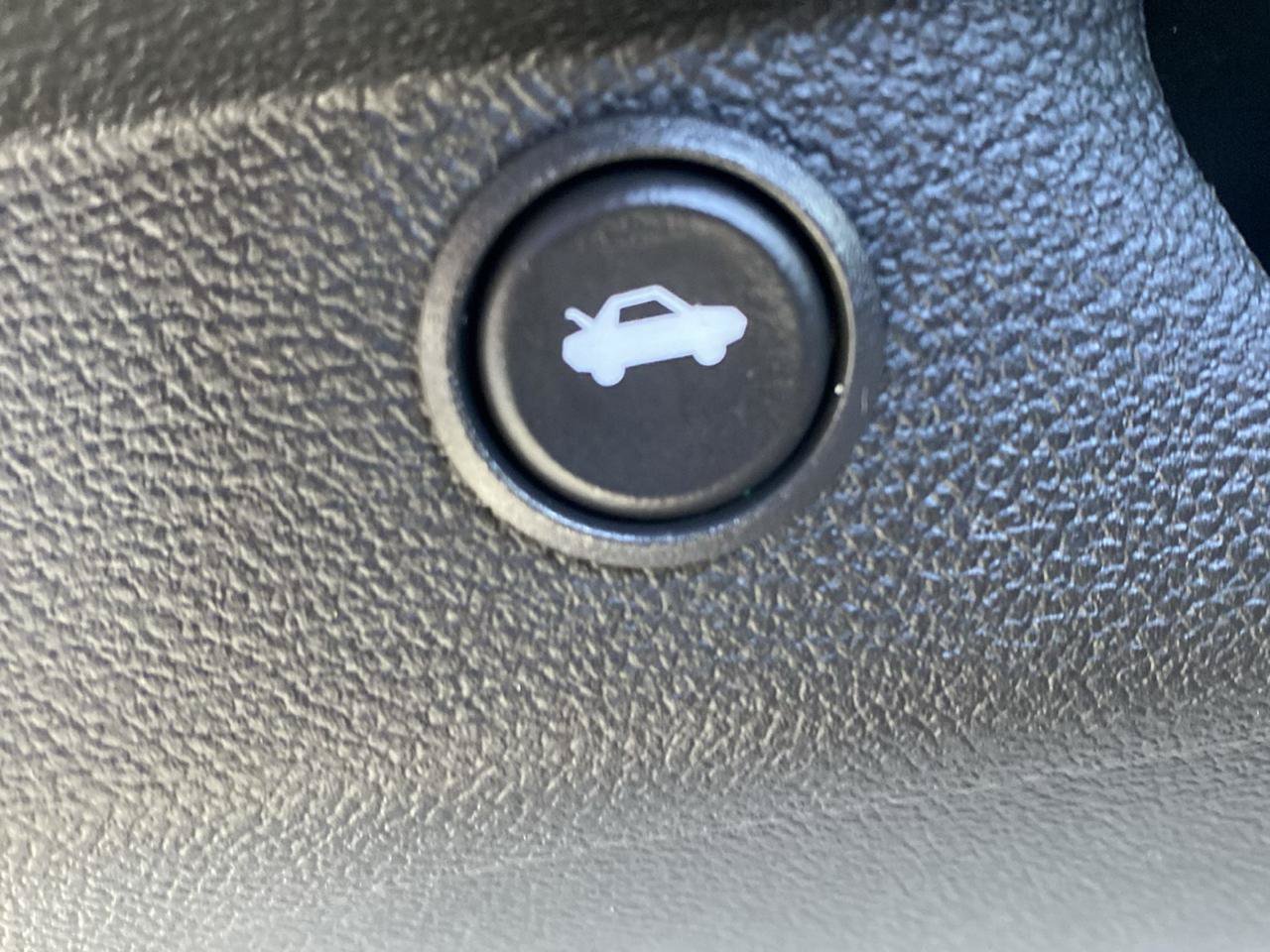 Used 2013 Chevrolet Camaro SS w/ Dusk Special Edition RWD image 29