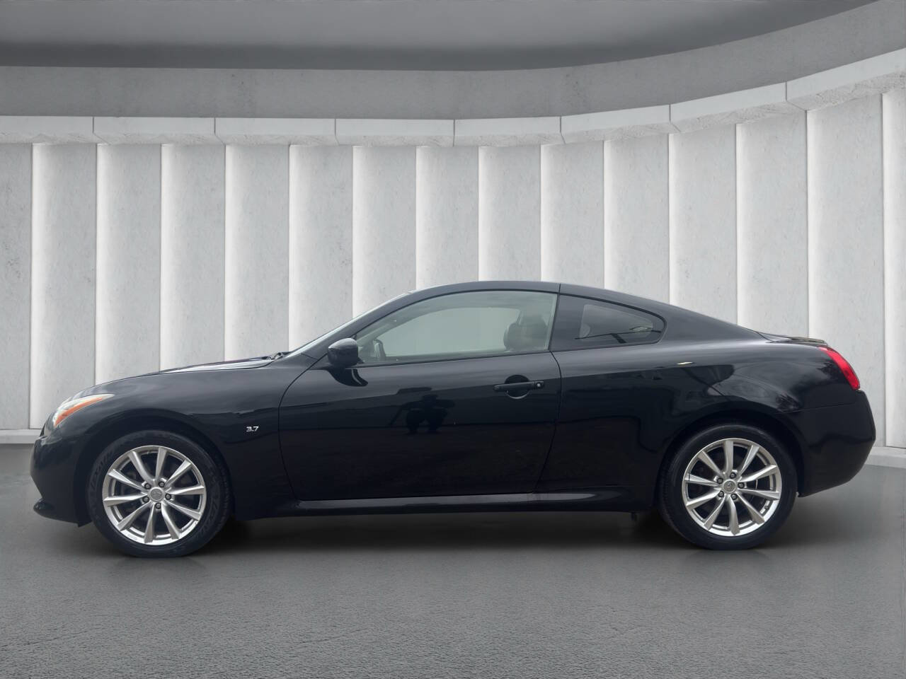 Used 2014 INFINITI Q60 AWD Coupe w/ Premium Package image 2