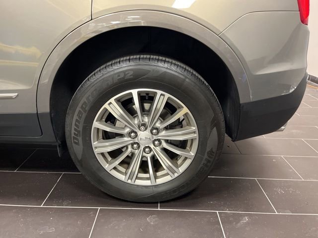 Used 2018 Cadillac XT5 Luxury w/ Driver Awareness Package image 14