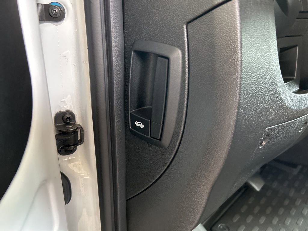 Used 2024 RAM ProMaster 3500 w/ Delivery Van Package image 32
