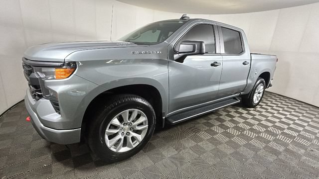 Used 2026 Chevrolet Silverado 1500 Custom AWD/4WD image 6