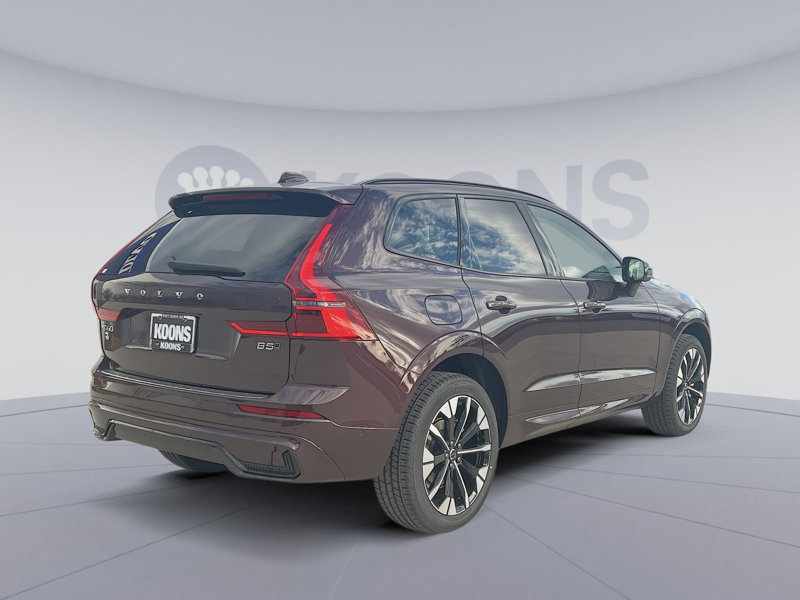 New 2026 Volvo XC60 B5 Ultra w/ Protection Package Premier image 7