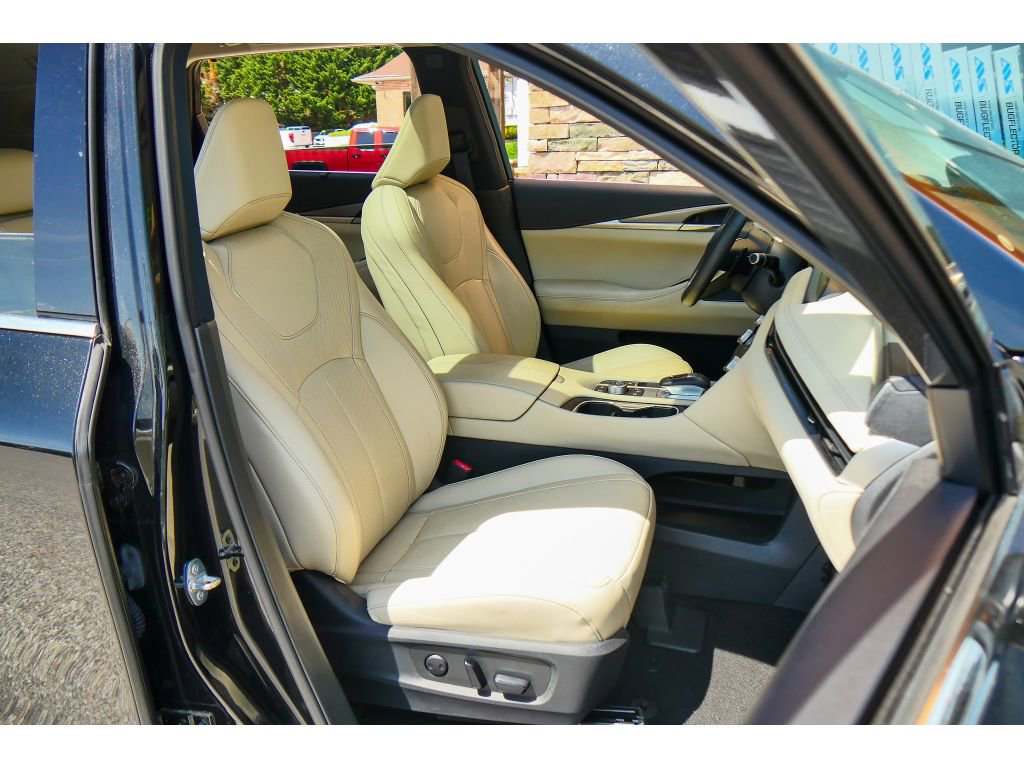 Used 2023 INFINITI QX60 Luxe w/ Cargo Package AWD/4WD image 15