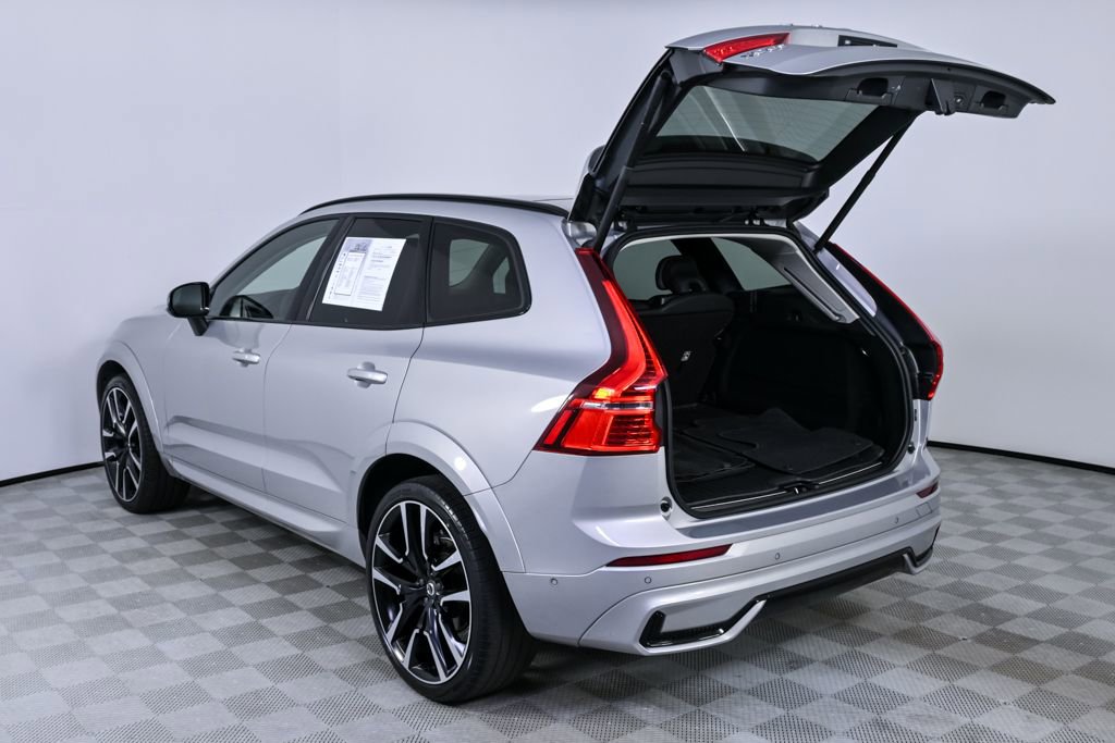 Certified 2023 Volvo XC60 B5 Ultimate image 34