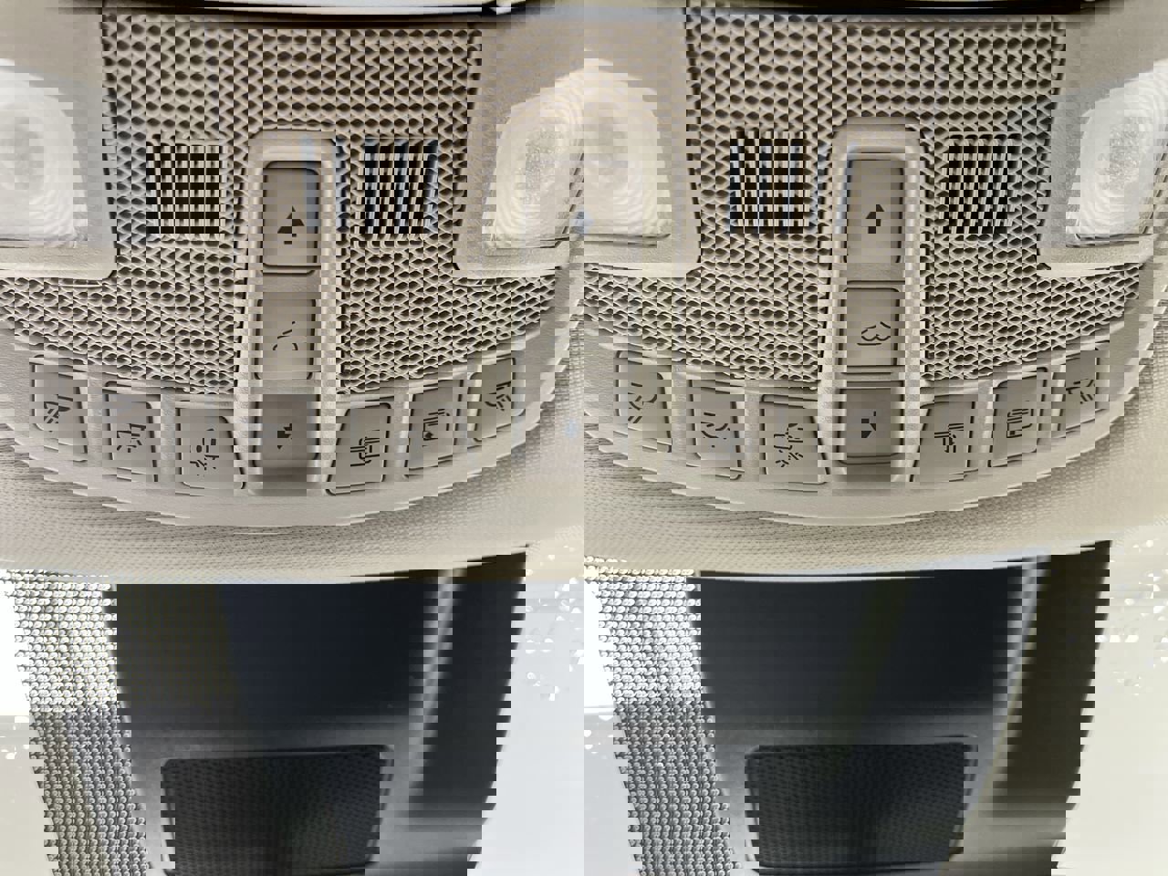 Used 2019 Ford Expedition Platinum image 32