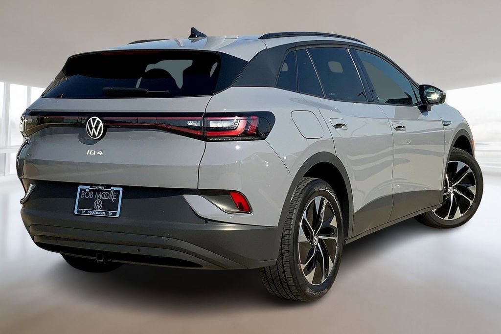 Certified 2022 Volkswagen ID.4 Pro image 2