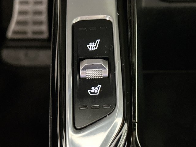 Used 2023 Kia Sorento SX Prestige w/ Panoramic Sunroof Package AWD/4WD image 19