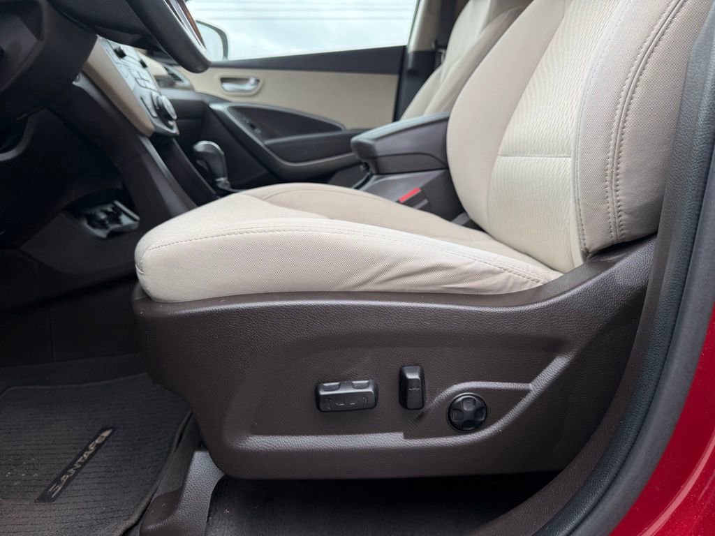 Used 2018 Hyundai Santa Fe Sport w/ 2.4L Value Package 02 FWD image 12