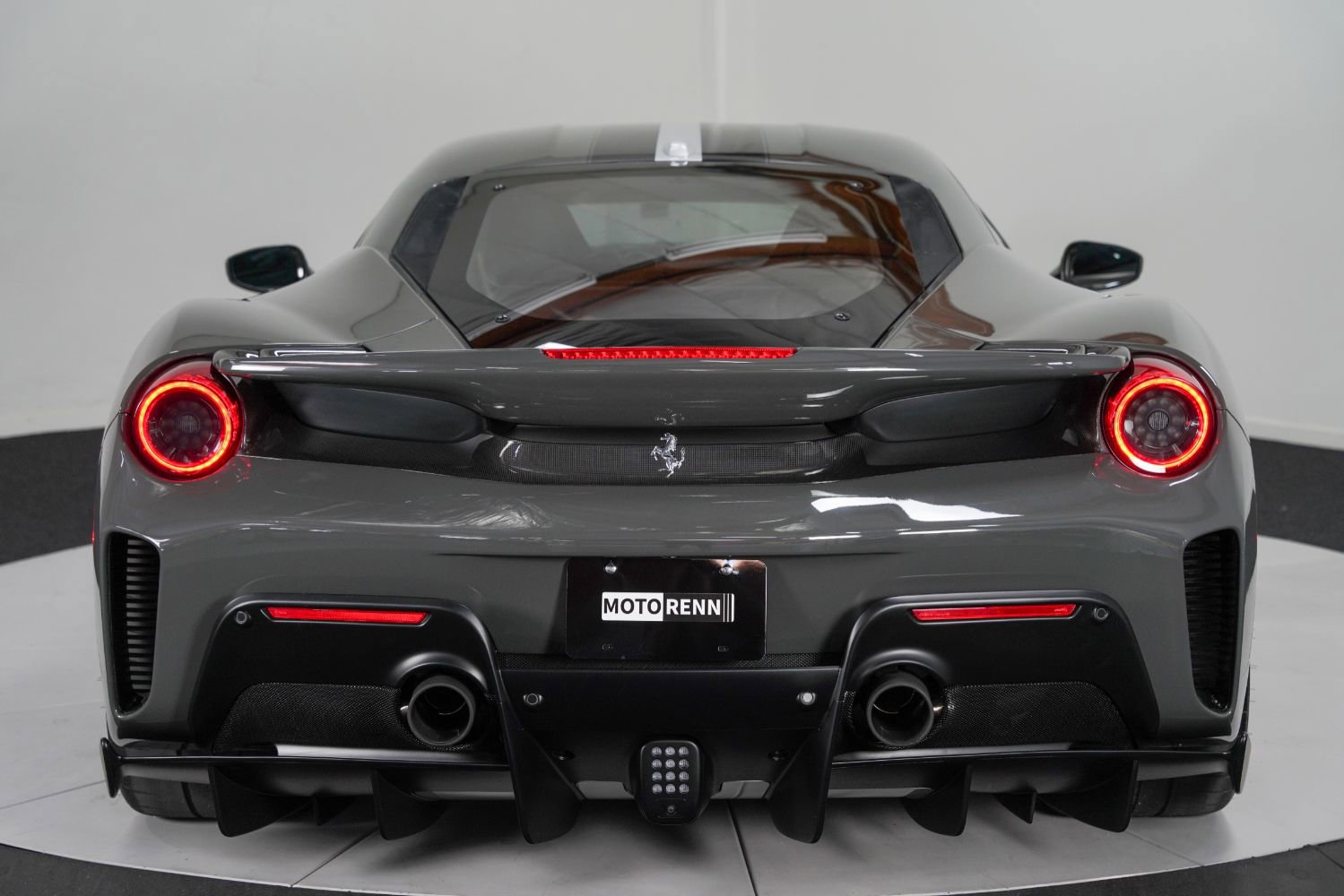 Used 2020 Ferrari 488 Pista Coupe image 8