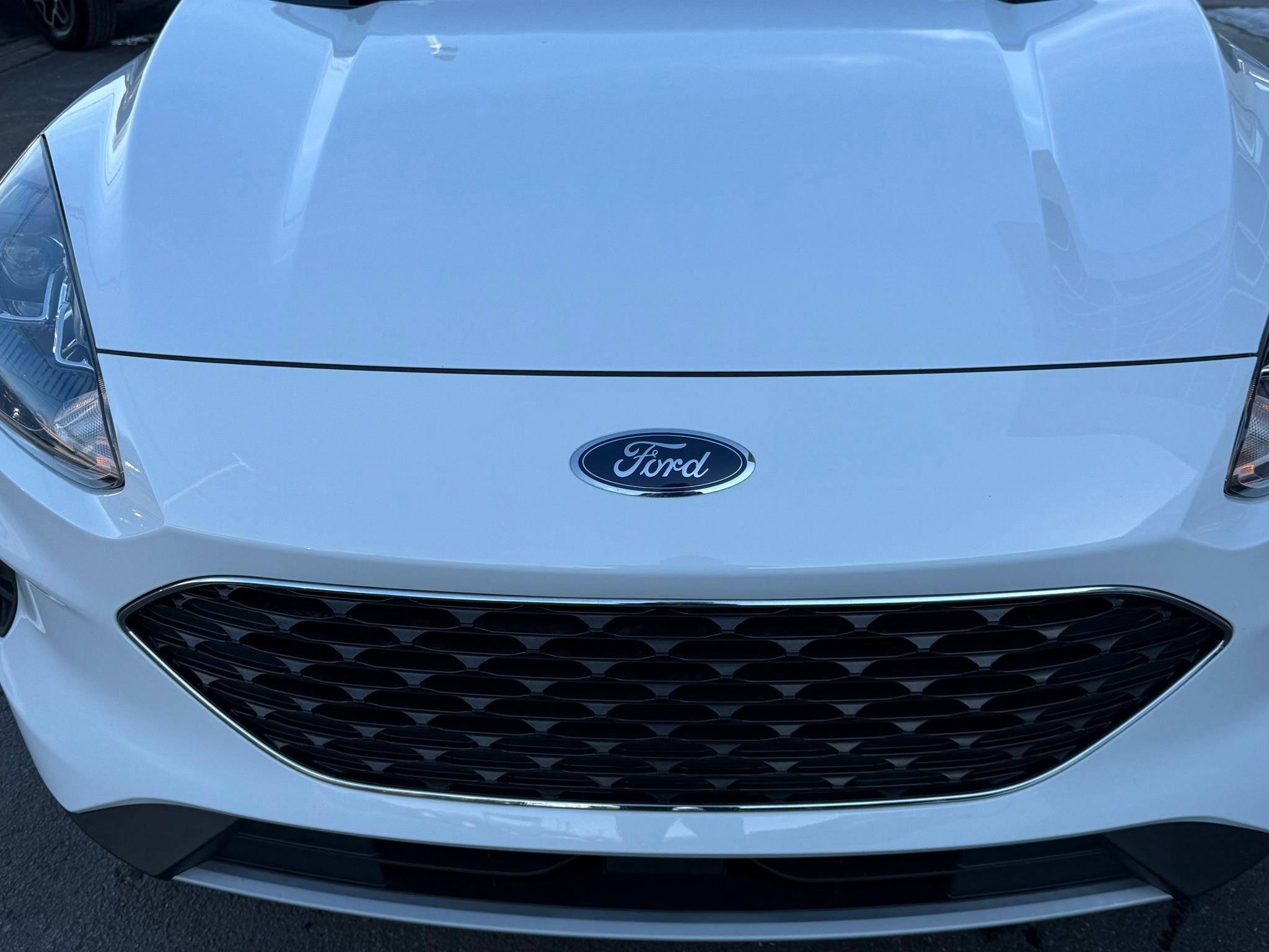 Used 2022 Ford Escape SE image 15